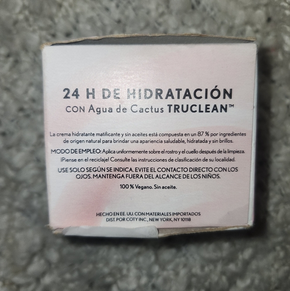 TruClean Cactus Water Moisturizer - Picture 2 of 3